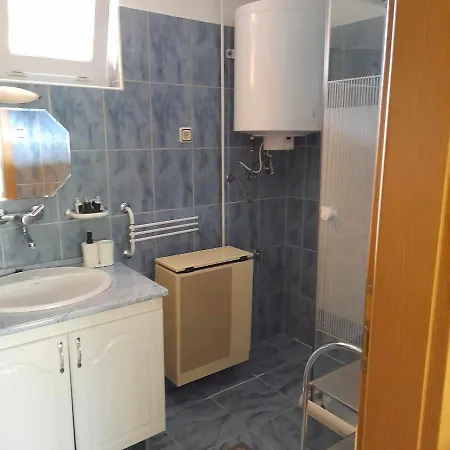 Appartamento B18 *