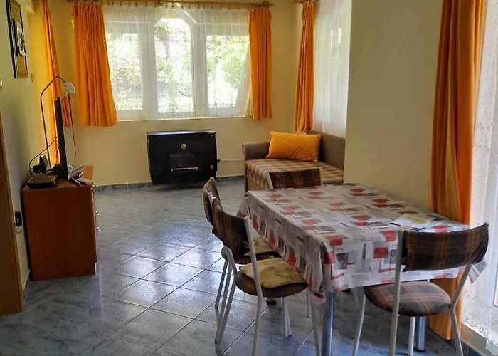 Apartament B18