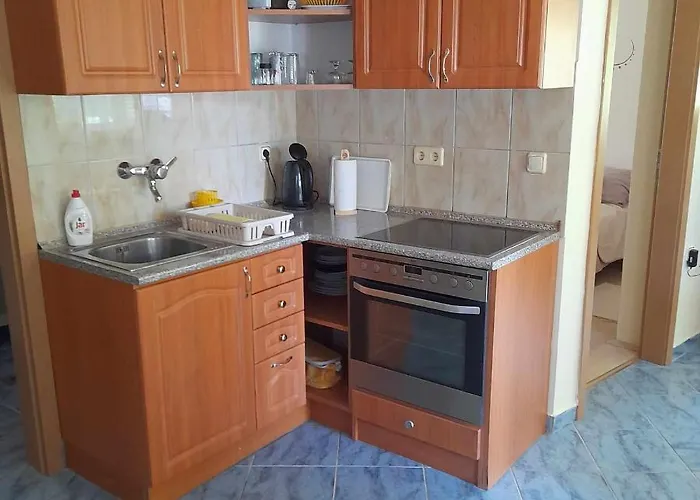 Apartament B18
